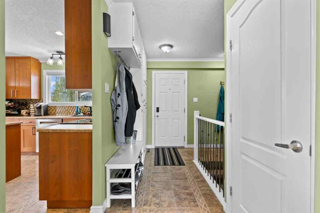 MLS® A2261418 - 2132 16 Avenue  in NONE Didsbury, Residential