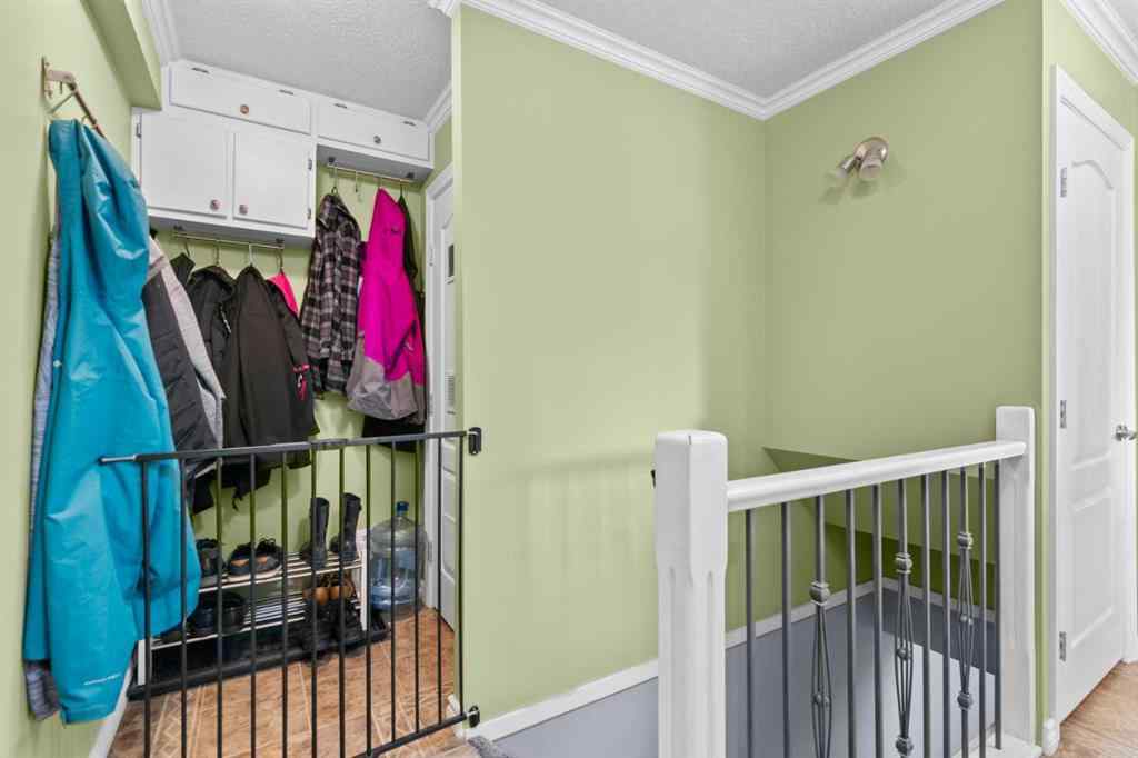 MLS® A2261418 - 2132 16 Avenue  in NONE Didsbury, Residential