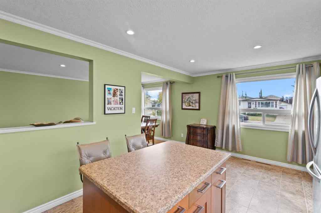 MLS® A2261418 - 2132 16 Avenue  in NONE Didsbury, Residential