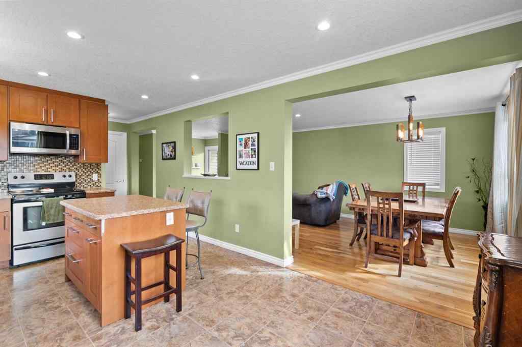 MLS® A2261418 - 2132 16 Avenue  in NONE Didsbury, Residential