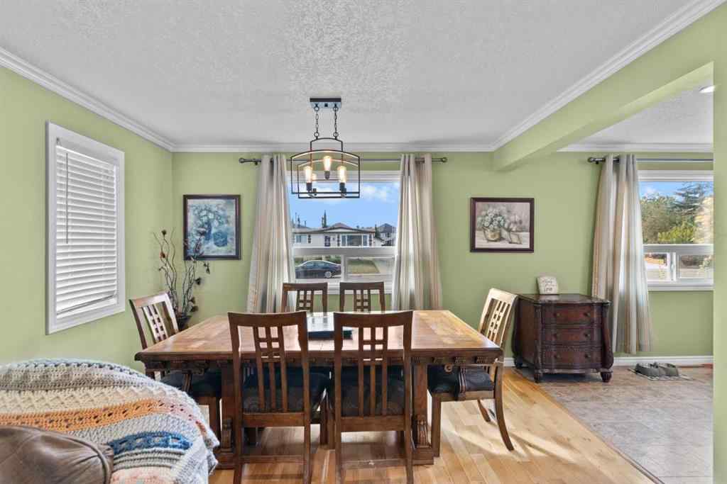 MLS® A2261418 - 2132 16 Avenue  in NONE Didsbury, Residential