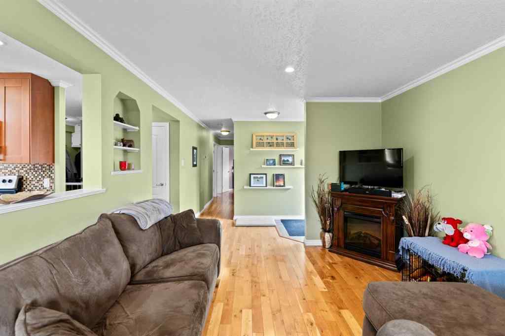 MLS® A2261418 - 2132 16 Avenue  in NONE Didsbury, Residential