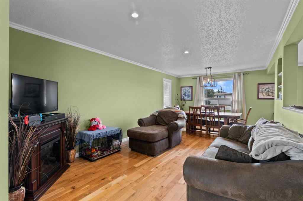 MLS® A2261418 - 2132 16 Avenue  in NONE Didsbury, Residential