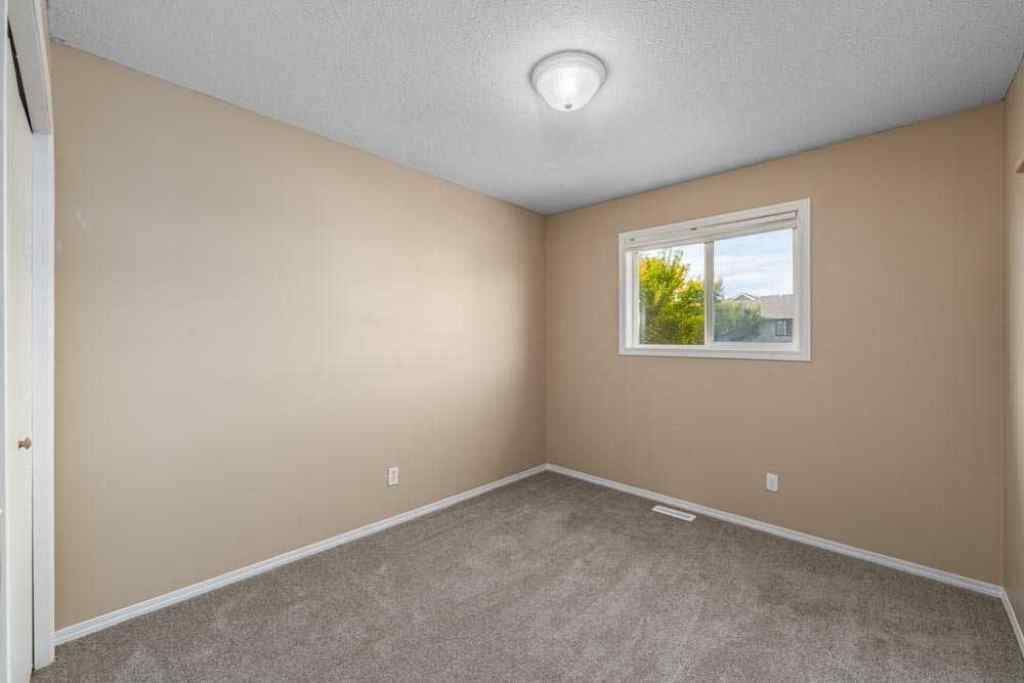 MLS® A2261419 - 1405 Eagleview Place NW in Eagleview Estates High River, Residential