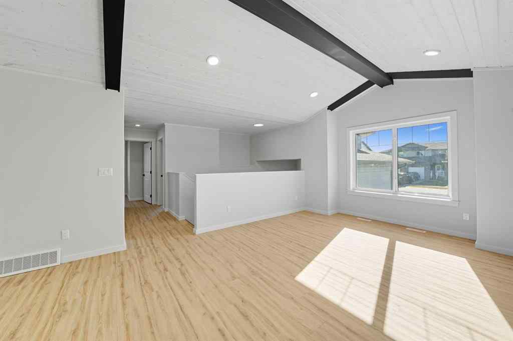 MLS® A2261420 - 66 Metcalf Way  in Metcalf Ridge Lacombe, Residential