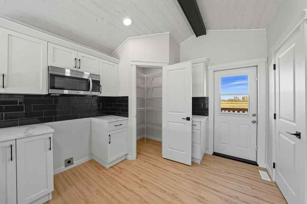 MLS® A2261420 - 66 Metcalf Way  in Metcalf Ridge Lacombe, Residential