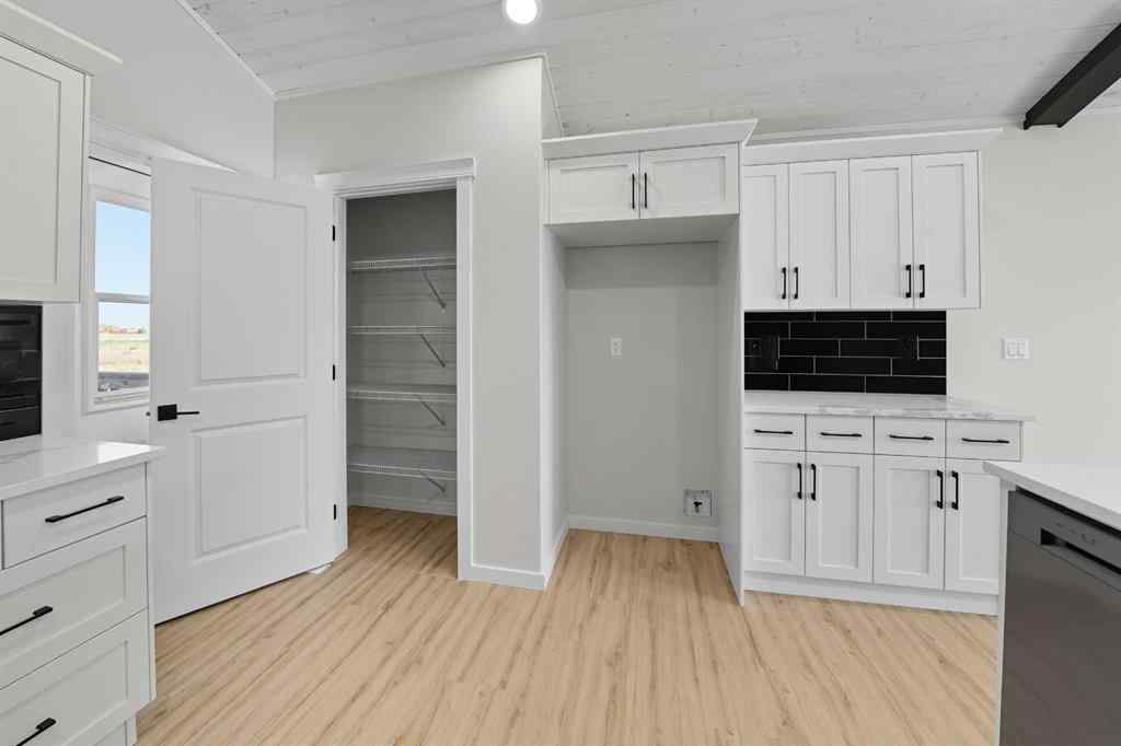 MLS® A2261420 - 66 Metcalf Way  in Metcalf Ridge Lacombe, Residential