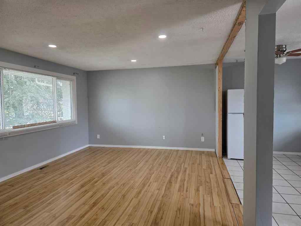 MLS® A2261422 - 371 Penswood Way SE in Penbrooke Meadows Calgary, Residential