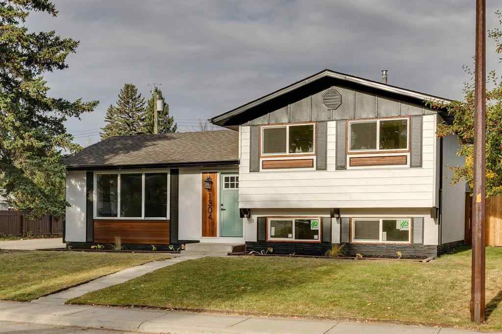 MLS® A2261425 - 1304 Lake Sylvan Drive SE in Bonavista Downs Calgary, Residential
