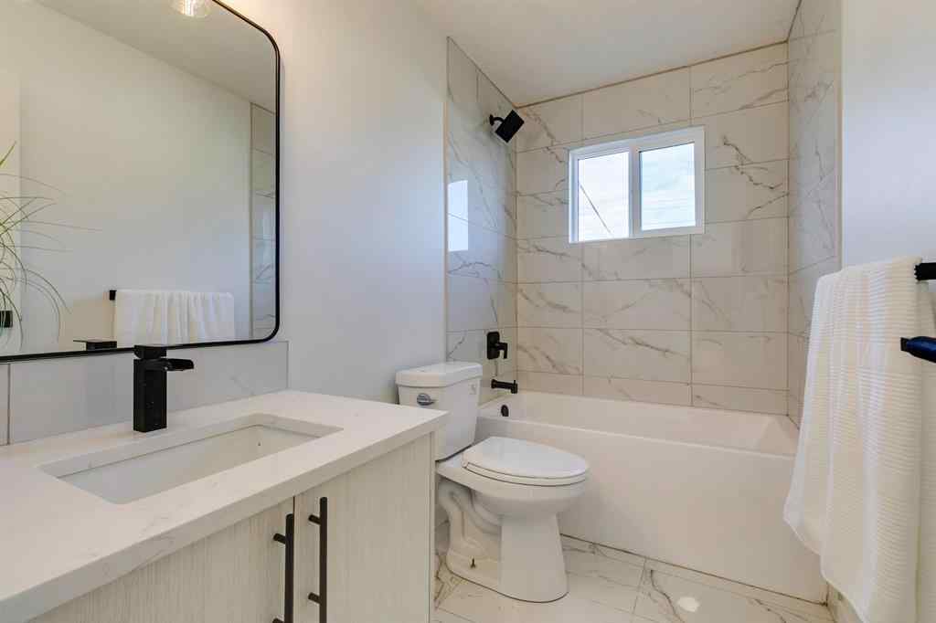 MLS® A2261425 - 1304 Lake Sylvan Drive SE in Bonavista Downs Calgary, Residential