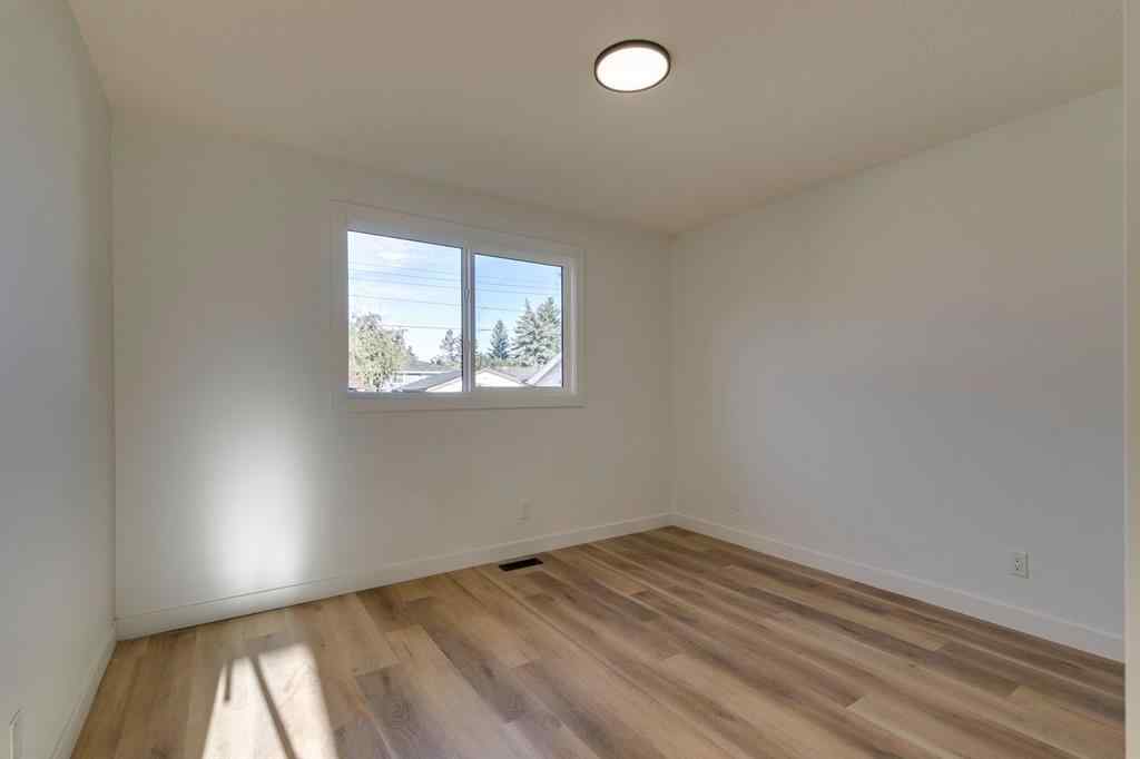 MLS® A2261425 - 1304 Lake Sylvan Drive SE in Bonavista Downs Calgary, Residential