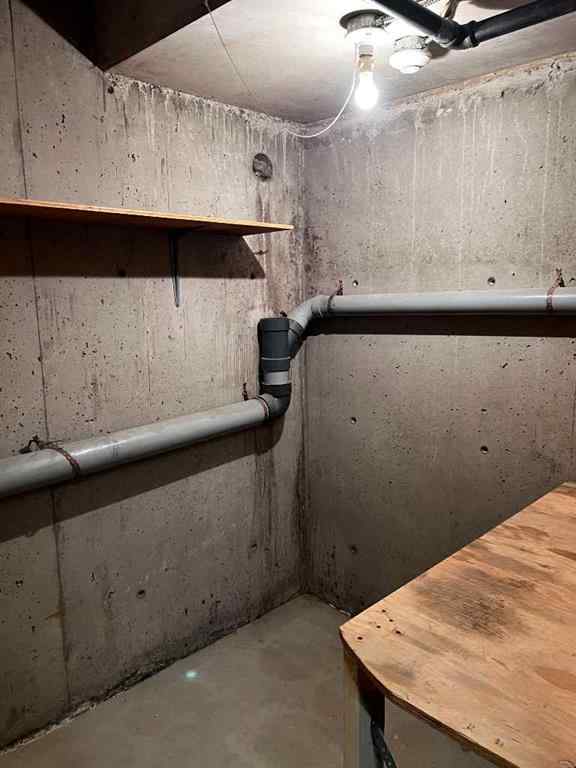 MLS® A2261430 - Unit #202 4944 8 Avenue SW in Westgate Calgary, Residential