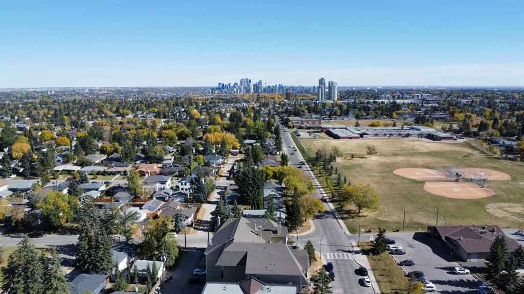 MLS® A2261430 - Unit #202 4944 8 Avenue SW in Westgate Calgary, Residential