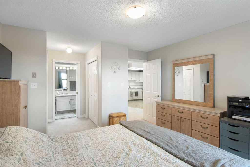 MLS® A2261430 - Unit #202 4944 8 Avenue SW in Westgate Calgary, Residential