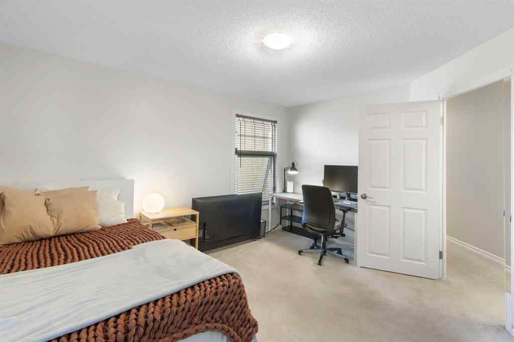 MLS® A2261430 - Unit #202 4944 8 Avenue SW in Westgate Calgary, Residential