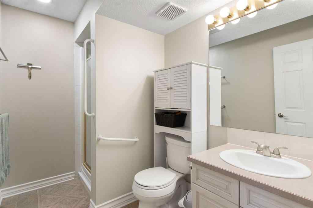 MLS® A2261430 - Unit #202 4944 8 Avenue SW in Westgate Calgary, Residential