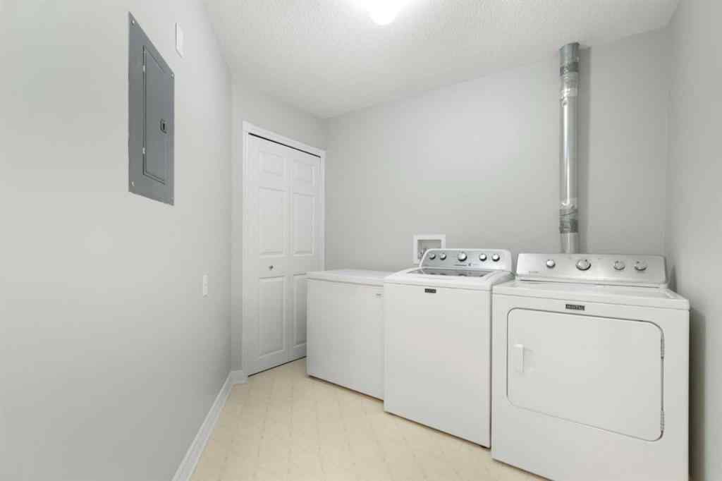 MLS® A2261430 - Unit #202 4944 8 Avenue SW in Westgate Calgary, Residential