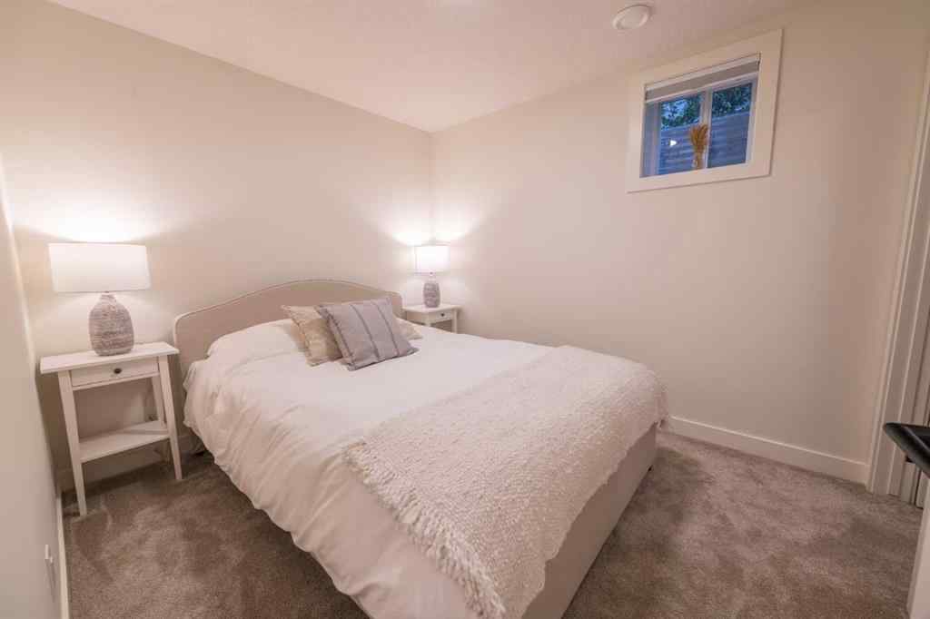 MLS® A2261431 - Unit #2 3423 5 Avenue NW in Parkdale Calgary, Residential