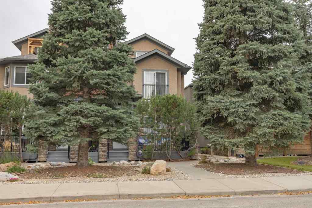 MLS® A2261431 - Unit #2 3423 5 Avenue NW in Parkdale Calgary, Residential