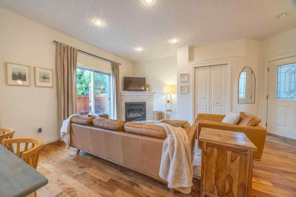 MLS® A2261431 - Unit #2 3423 5 Avenue NW in Parkdale Calgary, Residential