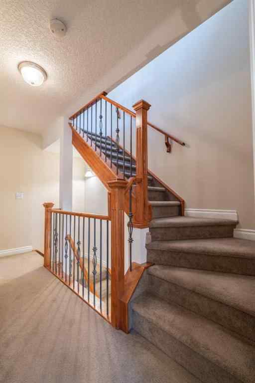 MLS® A2261431 - Unit #2 3423 5 Avenue NW in Parkdale Calgary, Residential