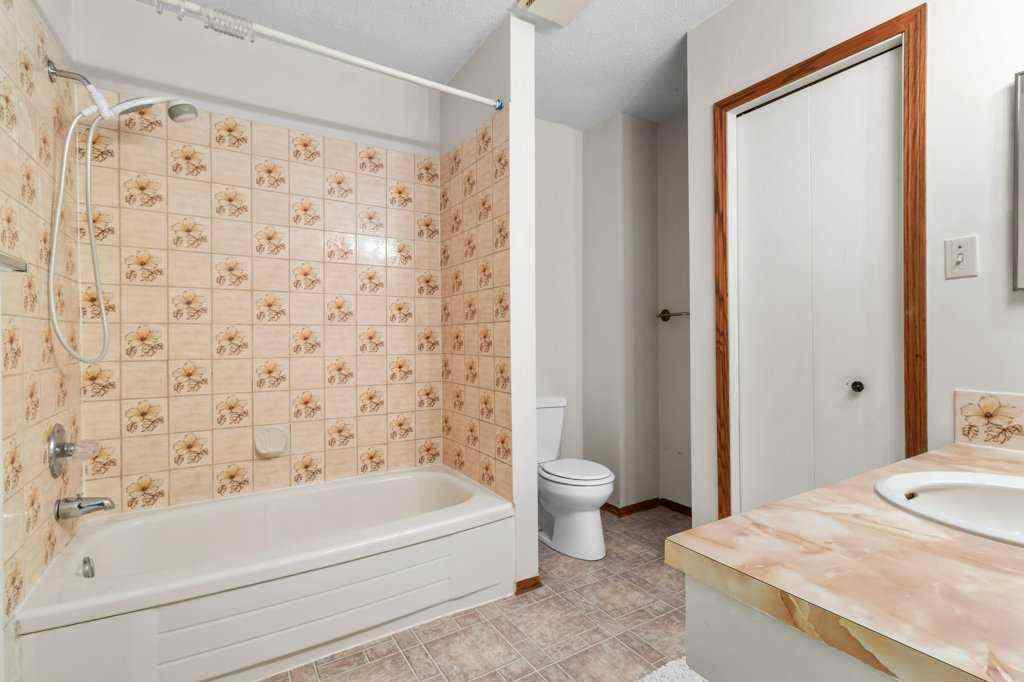 MLS® A2261432 - 59 Nyman Crescent  in Normandeau Red Deer, Residential