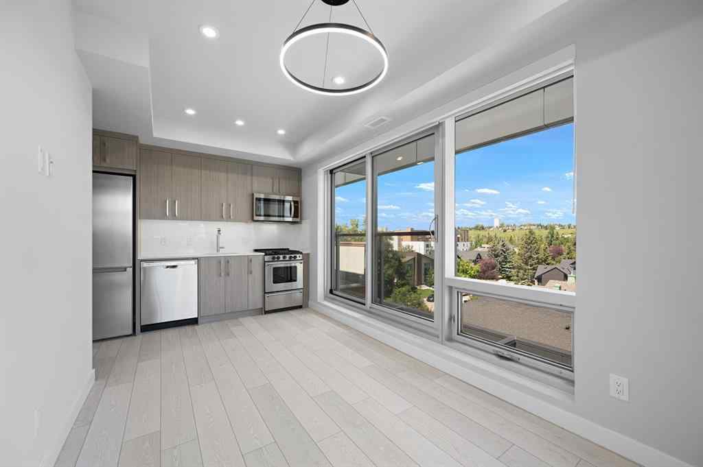 MLS® A2261438 - Unit #402 110 18A Street NW in West Hillhurst Calgary, Residential