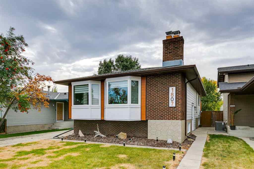 MLS® A2261444 - 1807 Summerfield Boulevard SE in Summerhill Airdrie, Residential