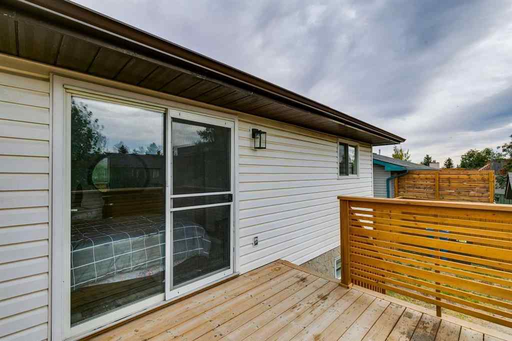 MLS® A2261444 - 1807 Summerfield Boulevard SE in Summerhill Airdrie, Residential