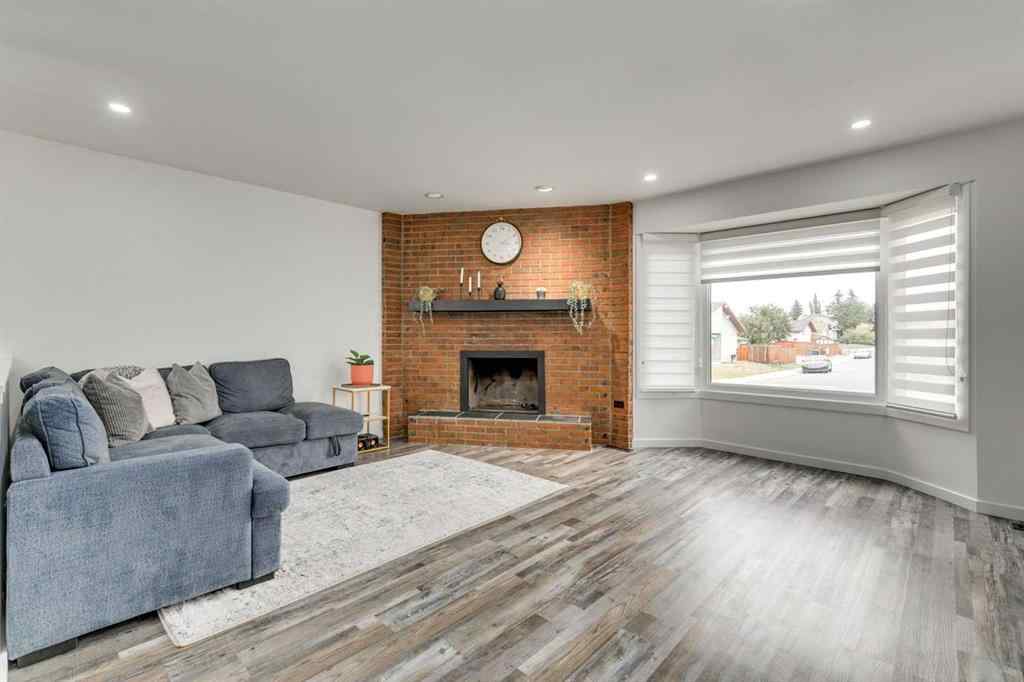 MLS® A2261444 - 1807 Summerfield Boulevard SE in Summerhill Airdrie, Residential