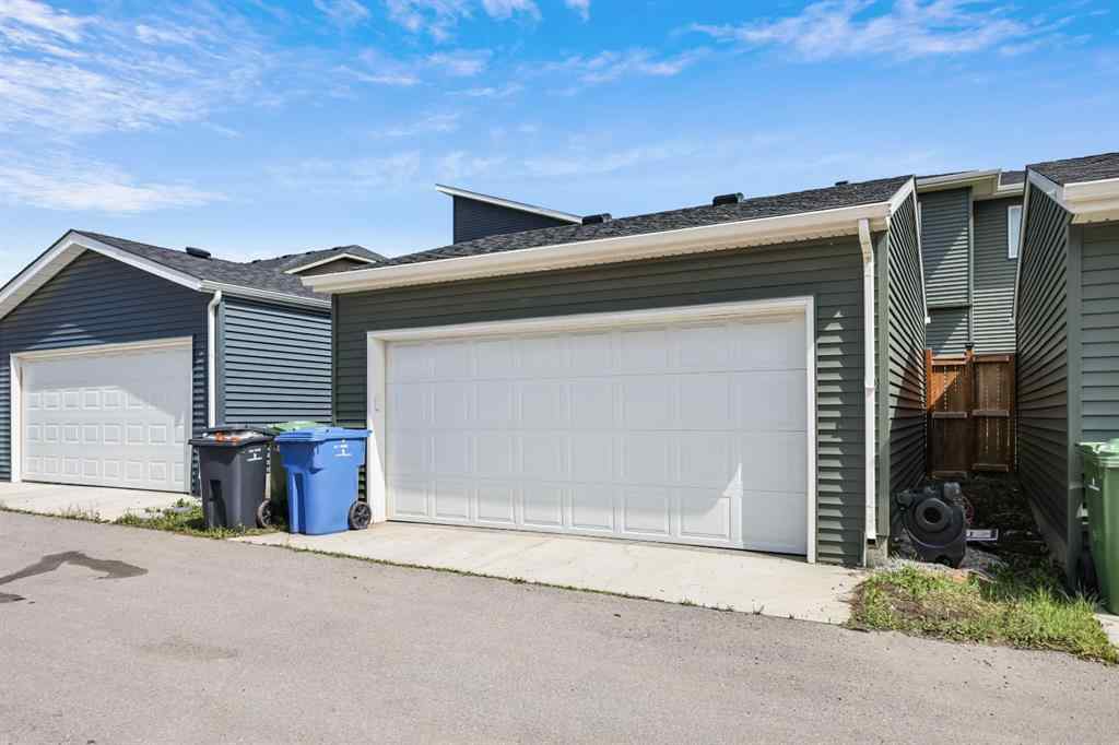 MLS® A2261451 - 197 Dawson Drive  in Dawson\'s Landing Chestermere, Residential