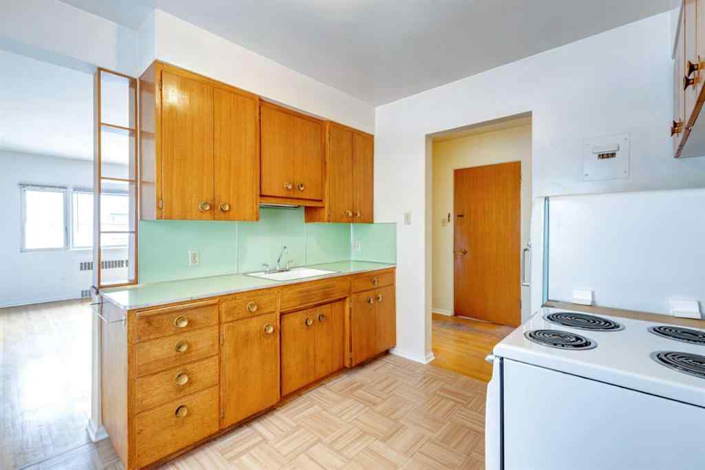 MLS® A2261454 - 1216 15 Avenue SW in Beltline Calgary, Commercial