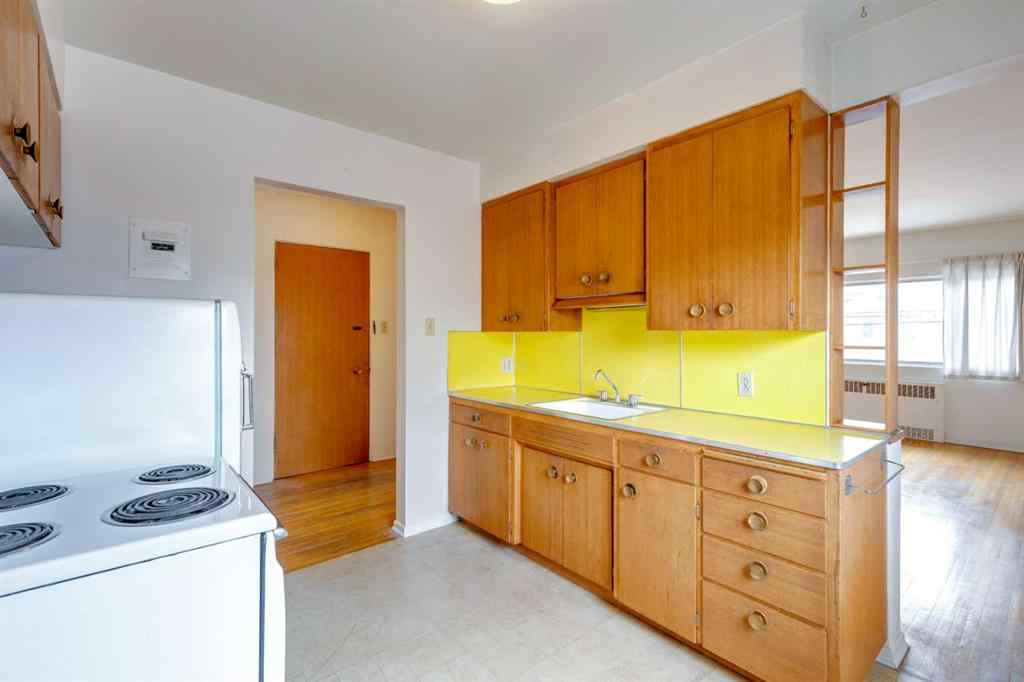 MLS® A2261454 - 1216 15 Avenue SW in Beltline Calgary, Commercial