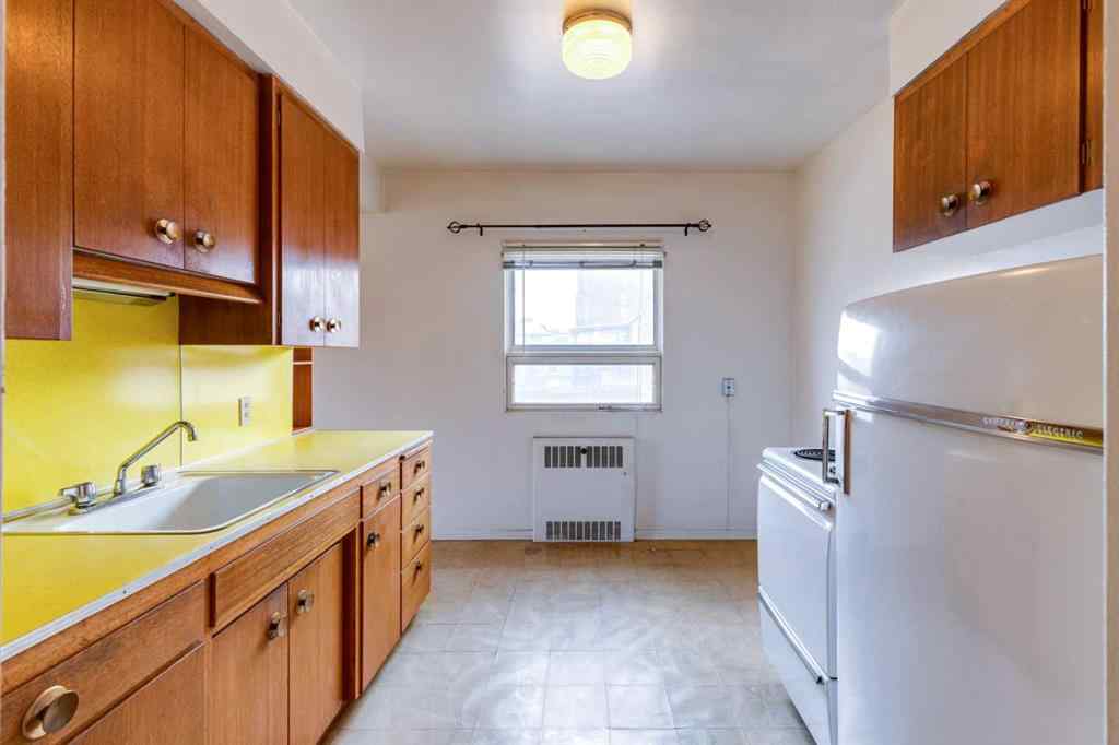 MLS® A2261454 - 1216 15 Avenue SW in Beltline Calgary, Commercial