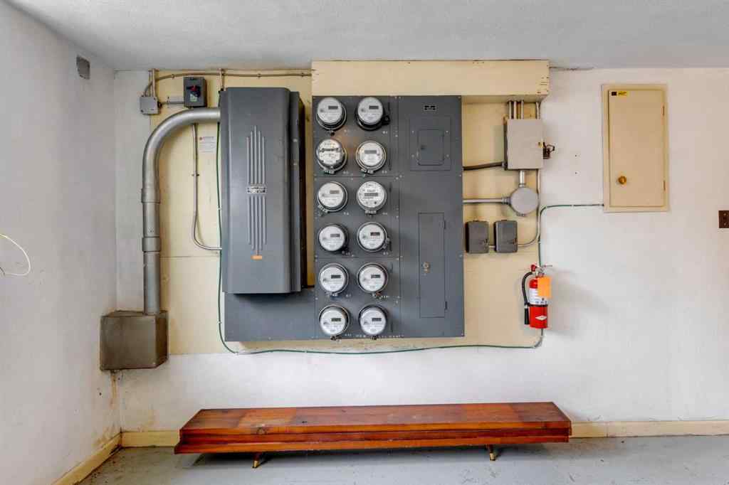 MLS® A2261454 - 1216 15 Avenue SW in Beltline Calgary, Commercial