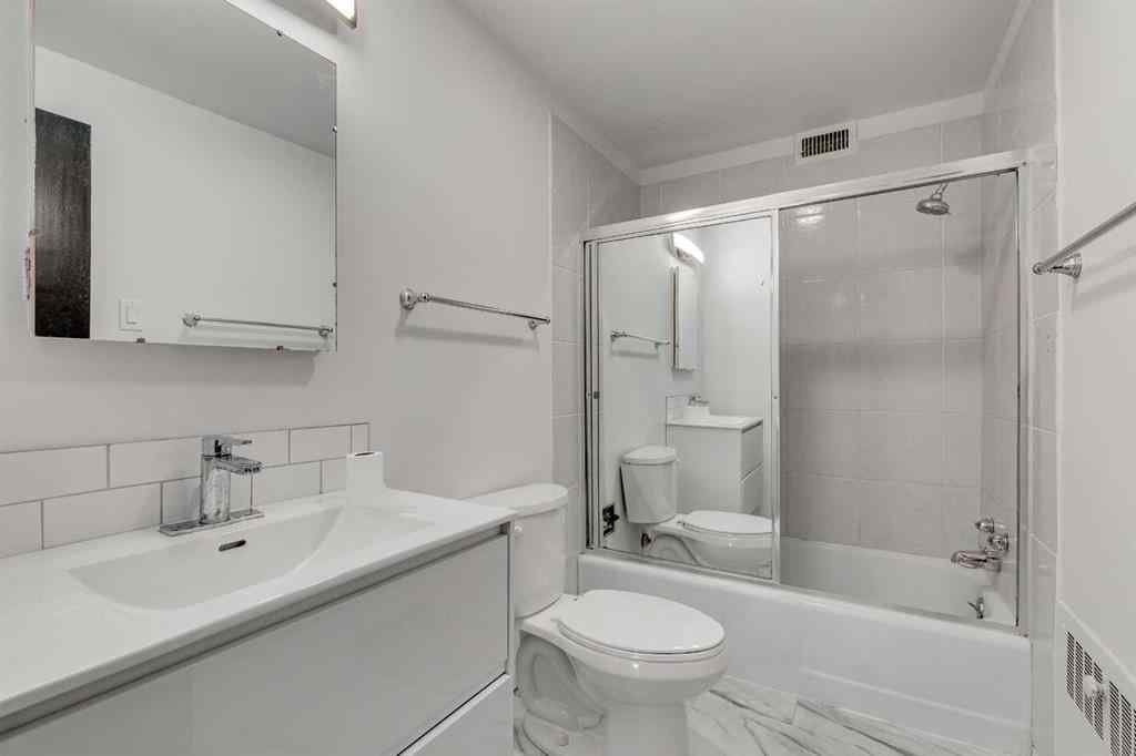 MLS® A2261454 - 1216 15 Avenue SW in Beltline Calgary, Commercial