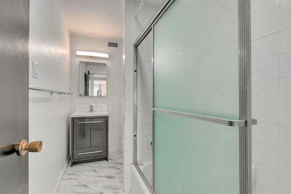 MLS® A2261454 - 1216 15 Avenue SW in Beltline Calgary, Commercial