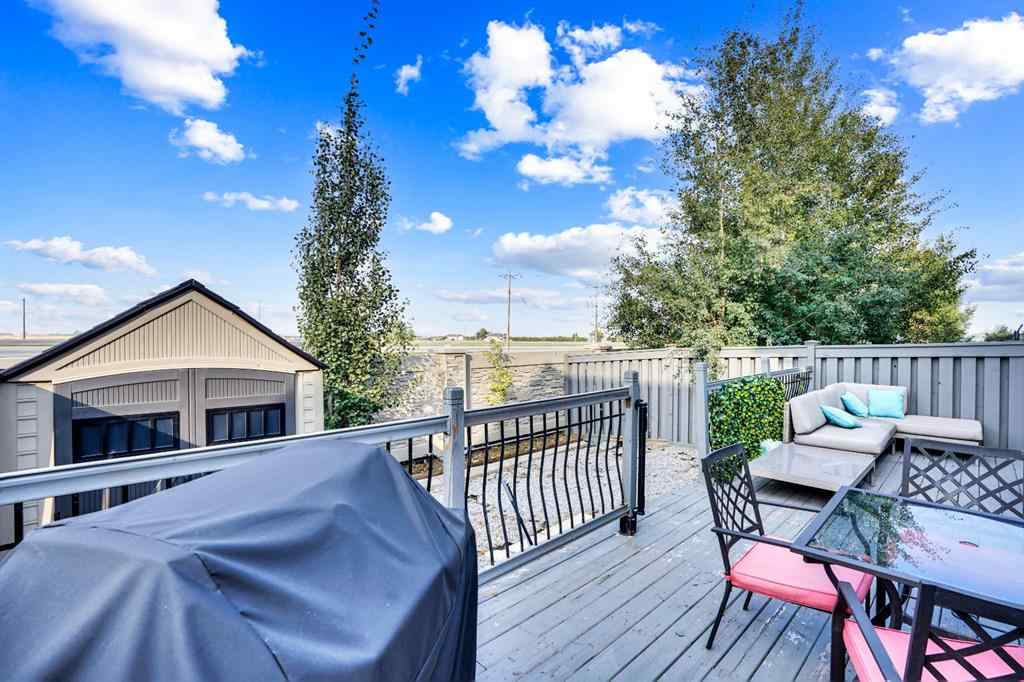 MLS® A2261460 - 196 Viewpointe Terrace  in Lakepointe Chestermere, Residential
