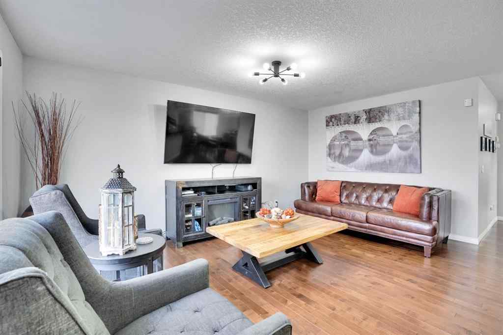 MLS® A2261460 - 196 Viewpointe Terrace  in Lakepointe Chestermere, Residential