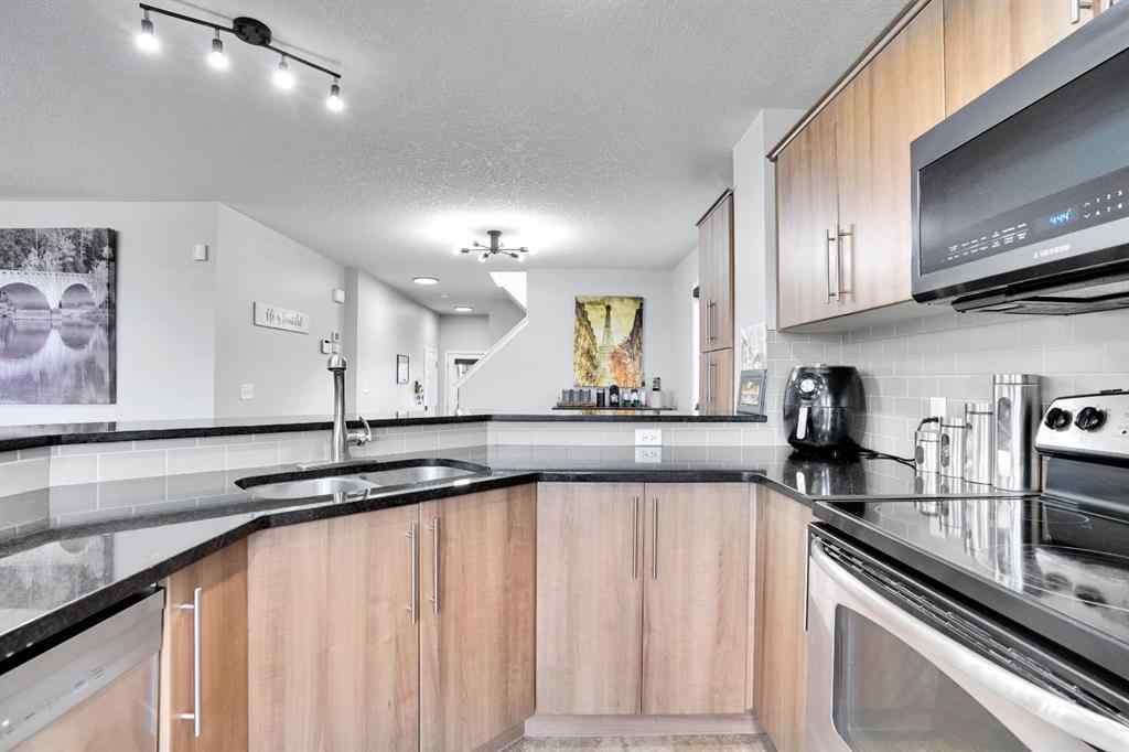 MLS® A2261460 - 196 Viewpointe Terrace  in Lakepointe Chestermere, Residential