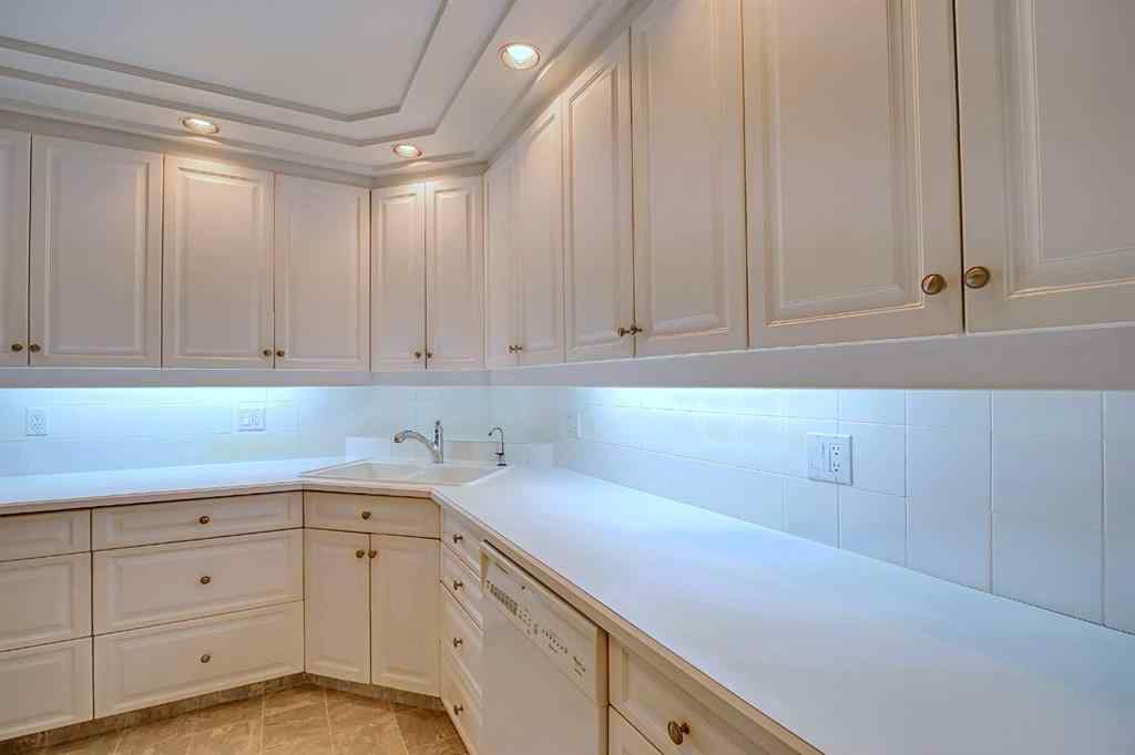 MLS® A2261461 - Unit #101 505 Canyon Meadows Drive SW in Canyon Meadows Calgary, Residential