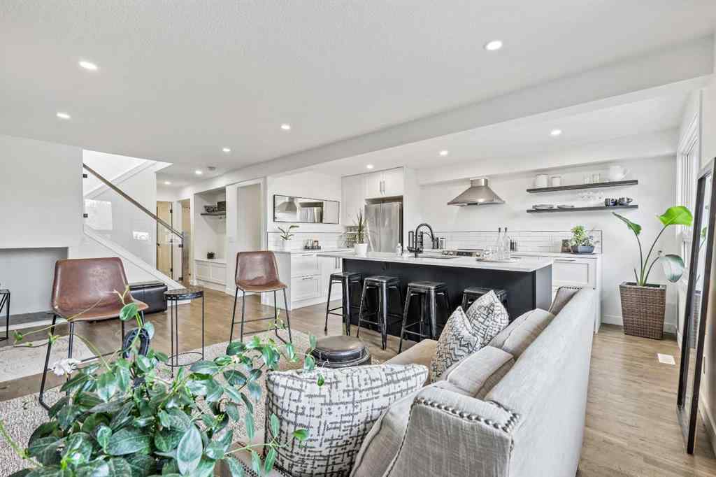 MLS® A2261469 - 2126 18A Street SW in Bankview Calgary, Residential