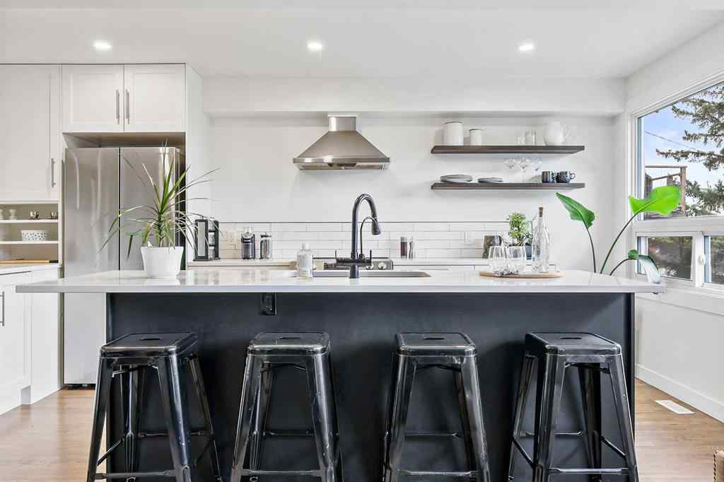 MLS® A2261469 - 2126 18A Street SW in Bankview Calgary, Residential