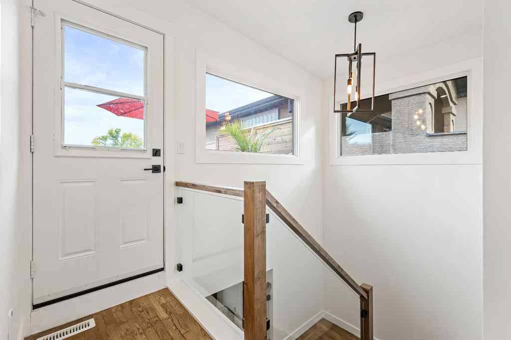 MLS® A2261469 - 2126 18A Street SW in Bankview Calgary, Residential