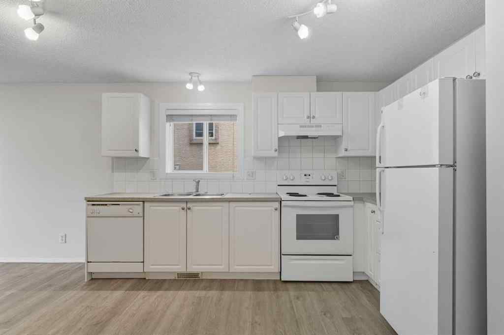 MLS® A2261474 - Unit #101 2005 24 Street SW in Richmond Calgary, Residential