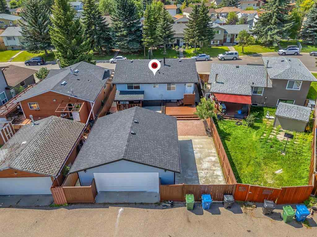 MLS® A2261477 - 992 Rundlecairn Way NE in Rundle Calgary, Residential