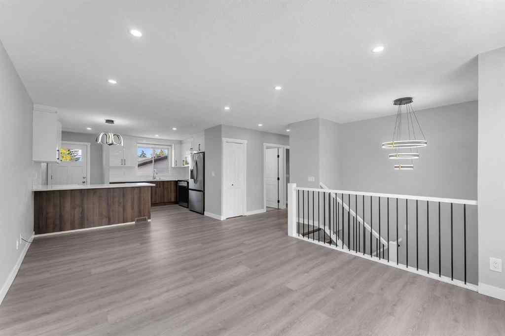 MLS® A2261477 - 992 Rundlecairn Way NE in Rundle Calgary, Residential