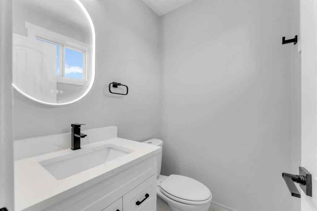 MLS® A2261477 - 992 Rundlecairn Way NE in Rundle Calgary, Residential