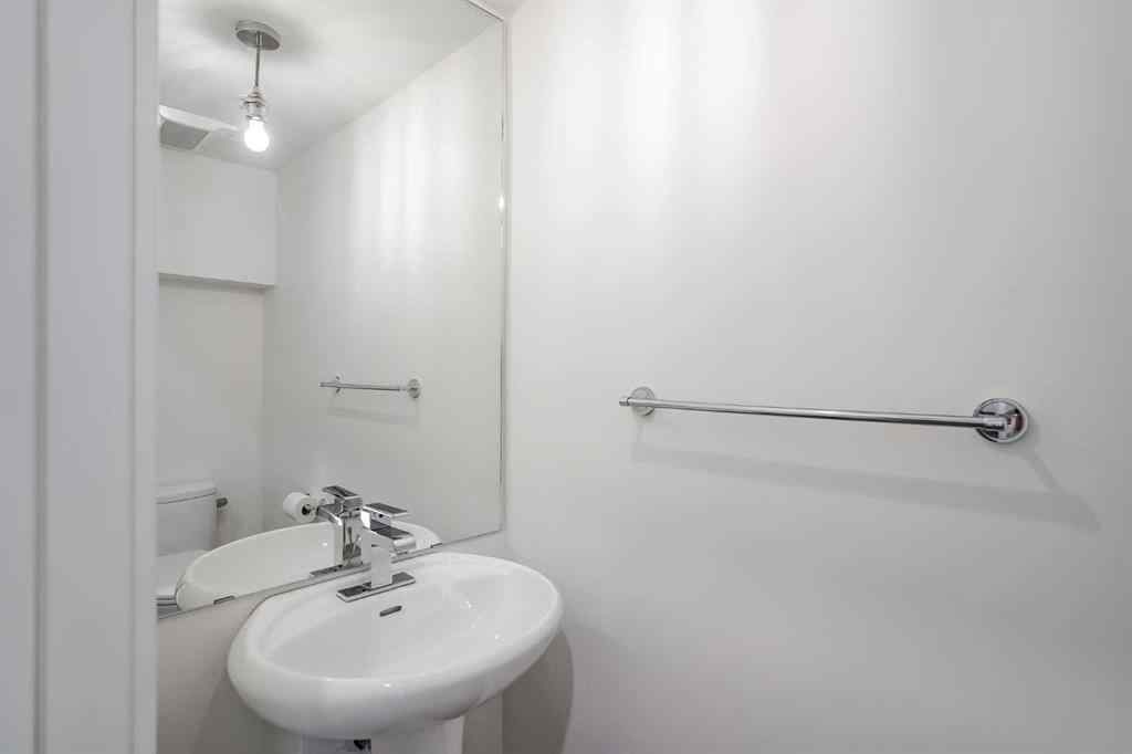 MLS® A2261482 - Unit #109 1632 20 Avenue NW in Capitol Hill Calgary, Residential