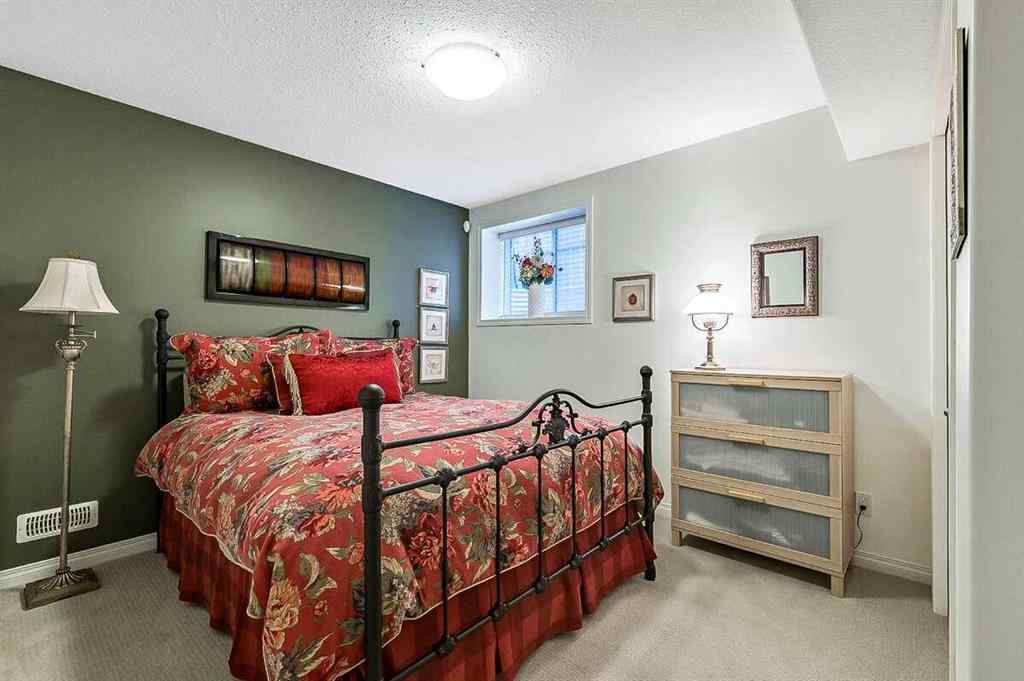 MLS® A2261486 - 40 Sheep River Cove  in Sheep River Ridge Okotoks, Residential